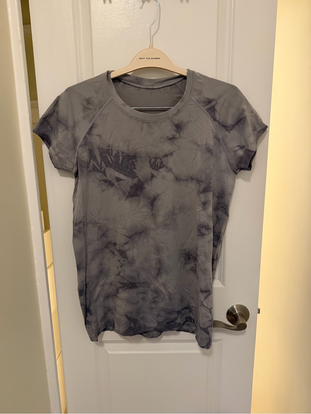 Lululemon Women's Swiftly-Tech Gray Tie-Dye Short Sleeve